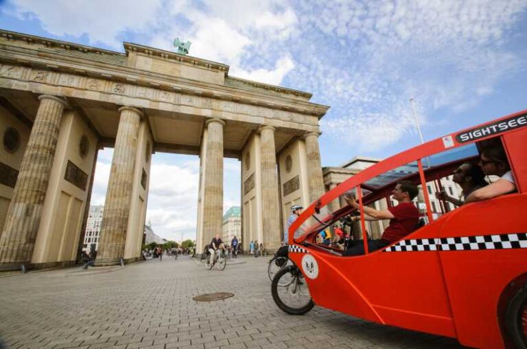 Private Sightseeing Taxi Tour through Berlin Complete City East and West and Kiez with pick-up approx 3h